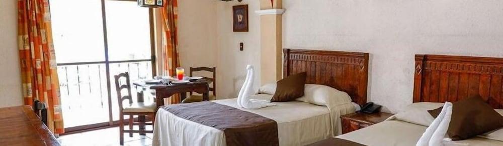 Hotel Hacienda Maria Eugenia Acapulco Bagian luar foto