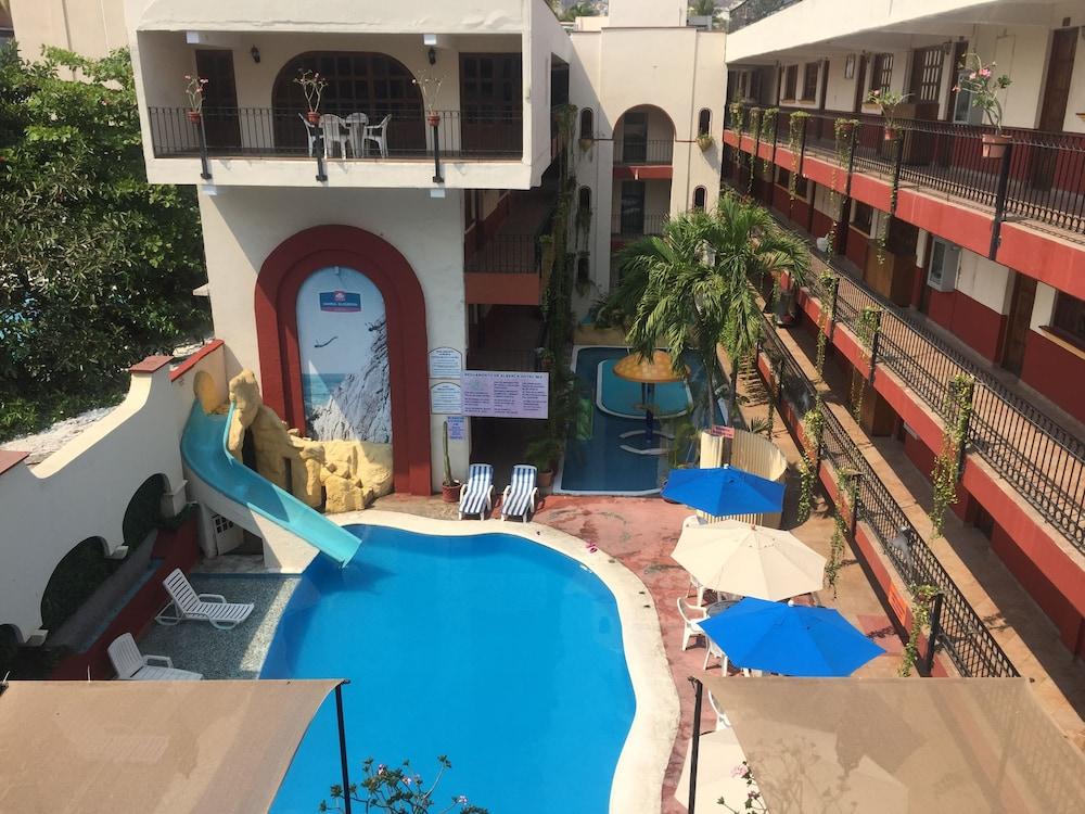 Hotel Hacienda Maria Eugenia Acapulco Bagian luar foto