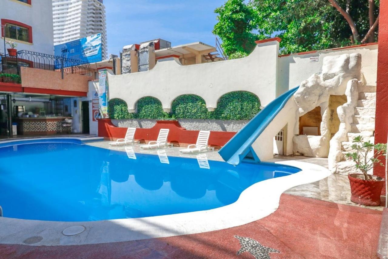 Hotel Hacienda Maria Eugenia Acapulco Bagian luar foto